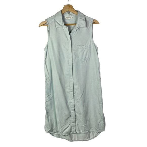 BeachLunchLounge Light Blue Chambray Sleeveless Button Down Mini Dress S - Picture 1 of 3